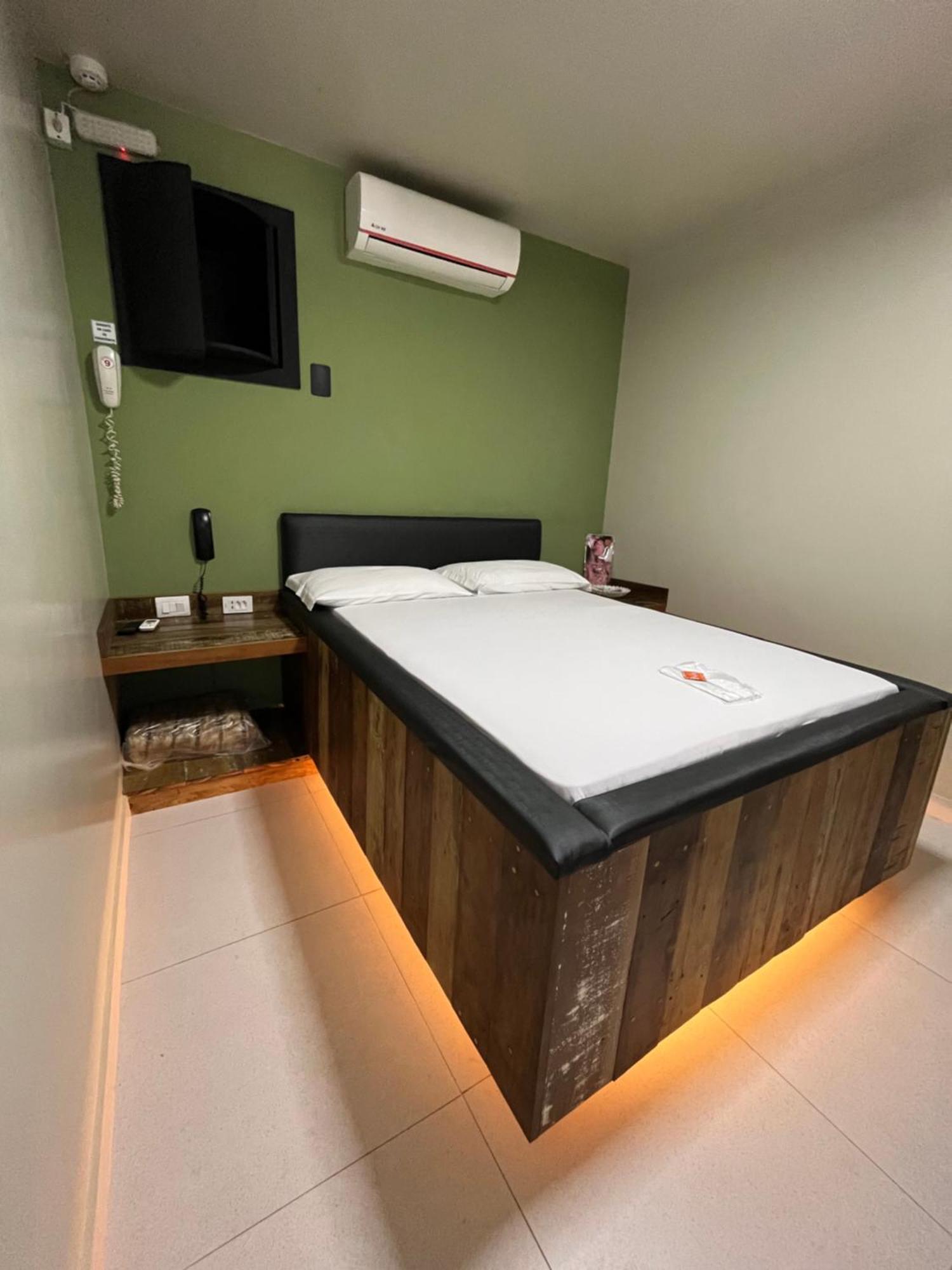 Lemonte Motel Brusque Ngoại thất bức ảnh